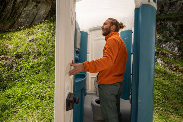 Sanitation services for porta potties in Flora, IL