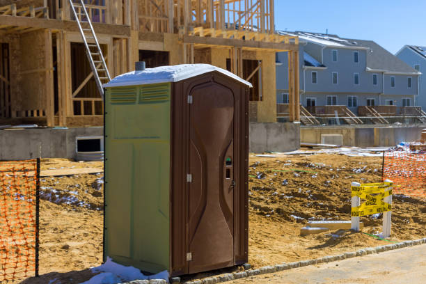 Best Affordable porta potty rental  in Flora, IL